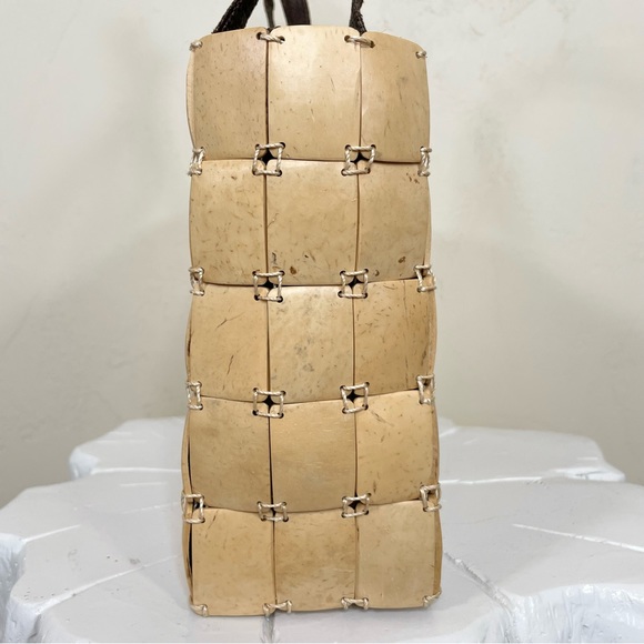 Rare Aveda Coconut Shells Small Handbag 8" x 7" x 3" - Picture 4 of 14